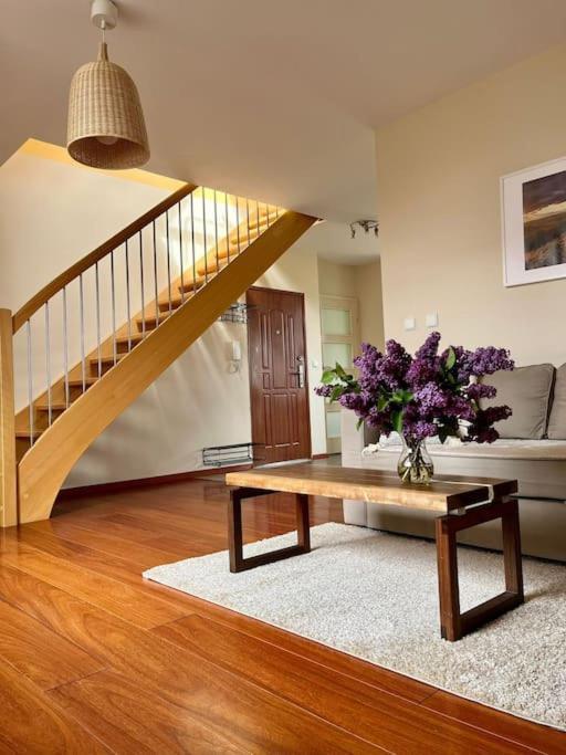 Apartament Hemingwaya イェレニャ・グーラ エクステリア 写真