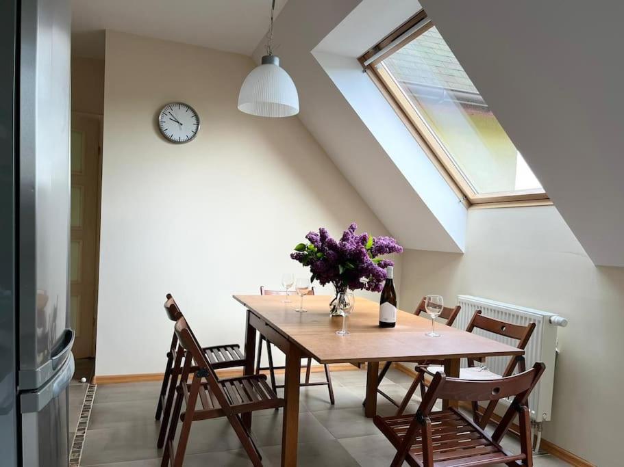 Apartament Hemingwaya イェレニャ・グーラ エクステリア 写真